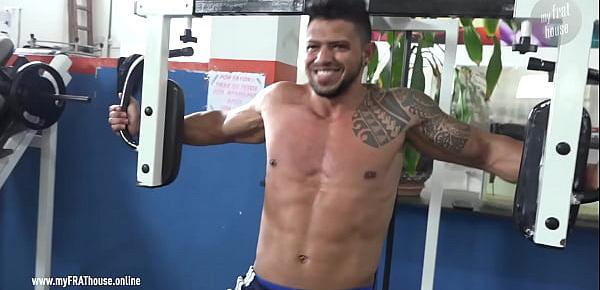 trendsNaked in public gym tv show